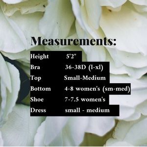 Women’s Petite / Small - Medium clothing